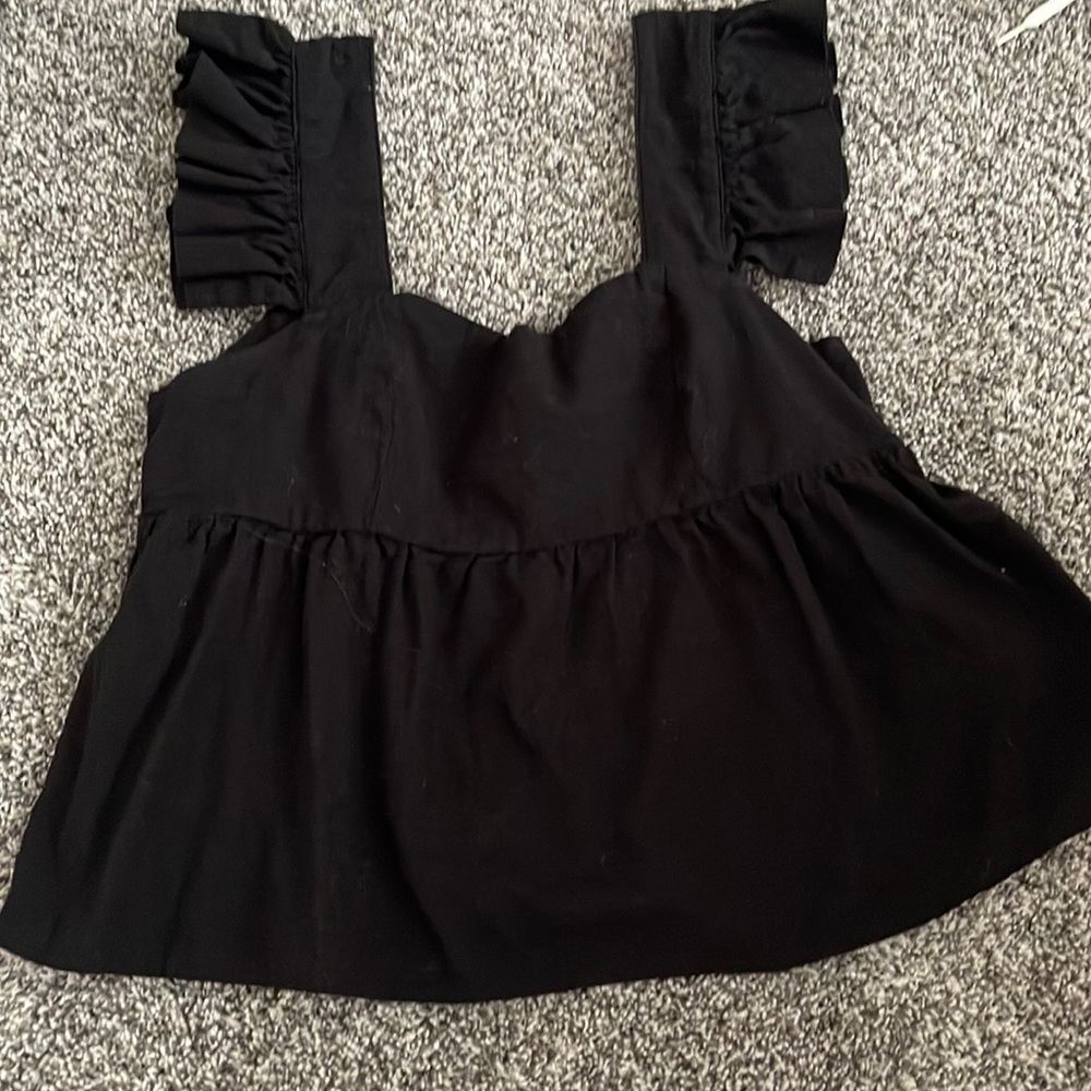 black tank top